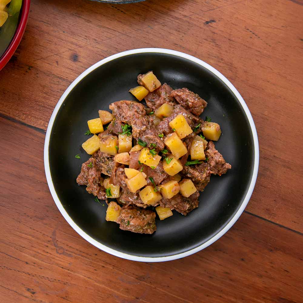 Porção de Carne de Panela com Batata 